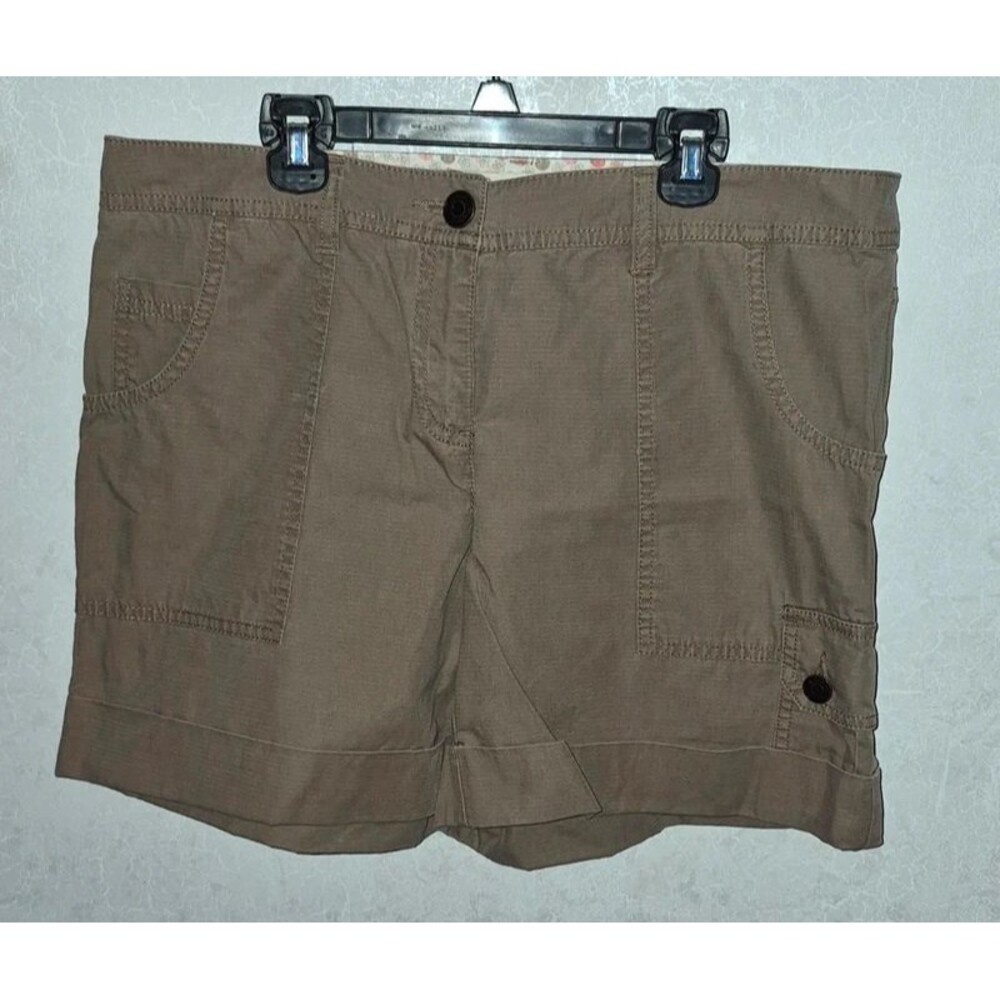 Women's Madison Khaki Cargo Shorts Size 10